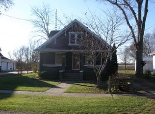 125 S 2nd St, Tonica, IL 61370