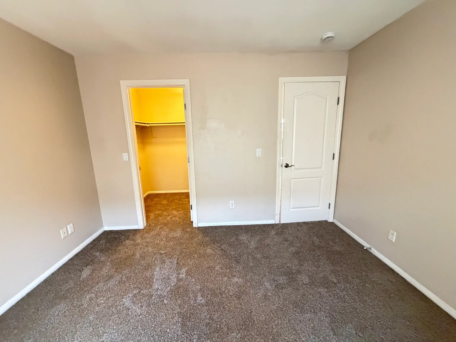 1 bed, 1.0 bath, 593 sqft, $1,195 — Photo 4
