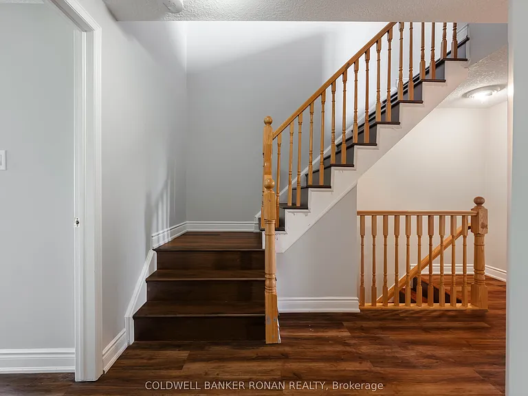 77 Montgomery Blvd — Photo 31