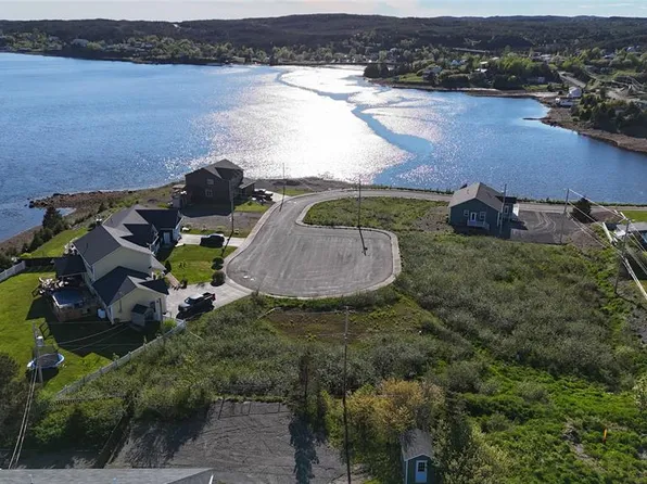 5 Baker's Cove Road, Marystown, NL A0E2M0