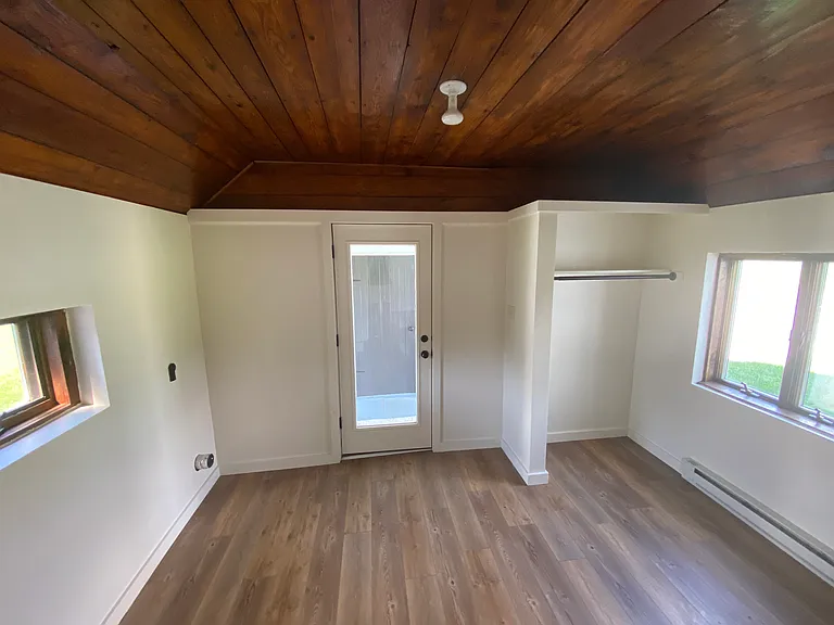6071 White Church Rd — Photo 8
