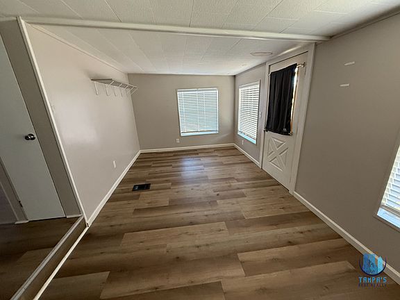 3rd image of 37814 Daughtery Rd