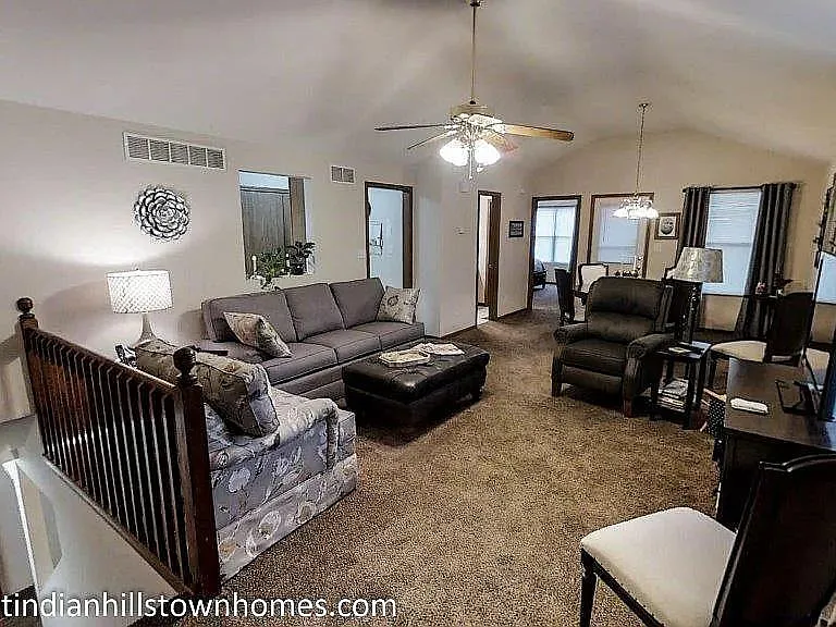 Prairie family room