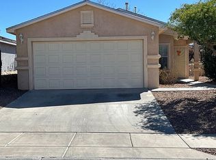 3737 Stoneway Rd, Las Cruces, NM 88012