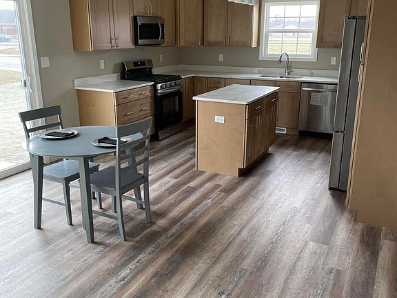 3rd image of 6065 Robbins Rd