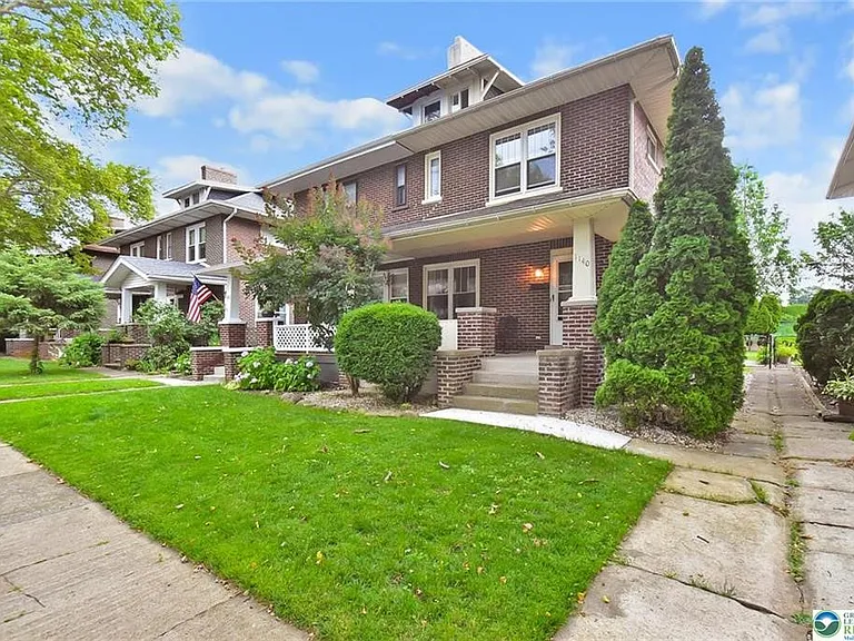 1140 N New St — Photo 1