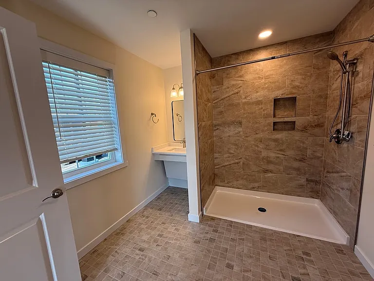1010 Scarlet Hills Dr #101 — Photo 5