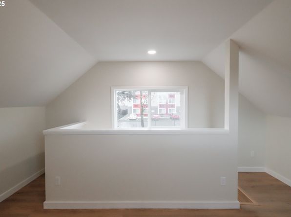 portland-oregon-176559619 picture