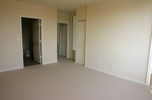 5th image of 703 SE 16th Court #703