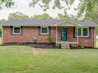 1520 Dowlen St, Pleasant View, TN 37146