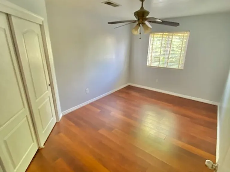 9505 Chatfield Ct — Photo 13