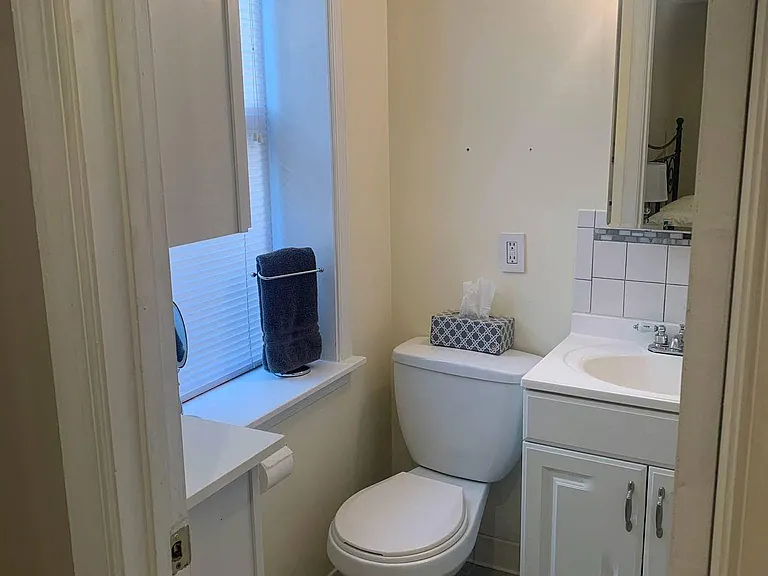413 Spruce St #5 — Photo 7