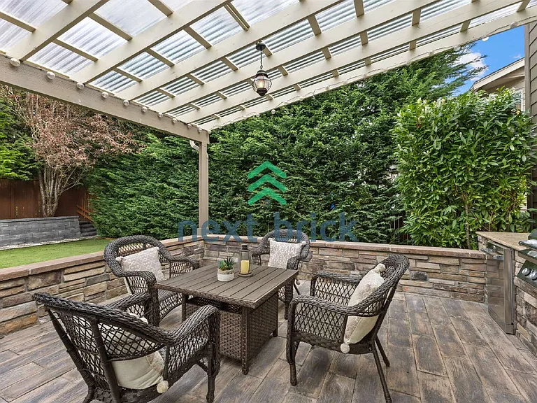 27174 SE 18th Pl — Photo 32