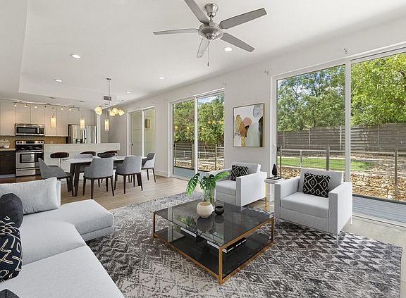 2nd image of 604 N Bluff Dr #6ID375