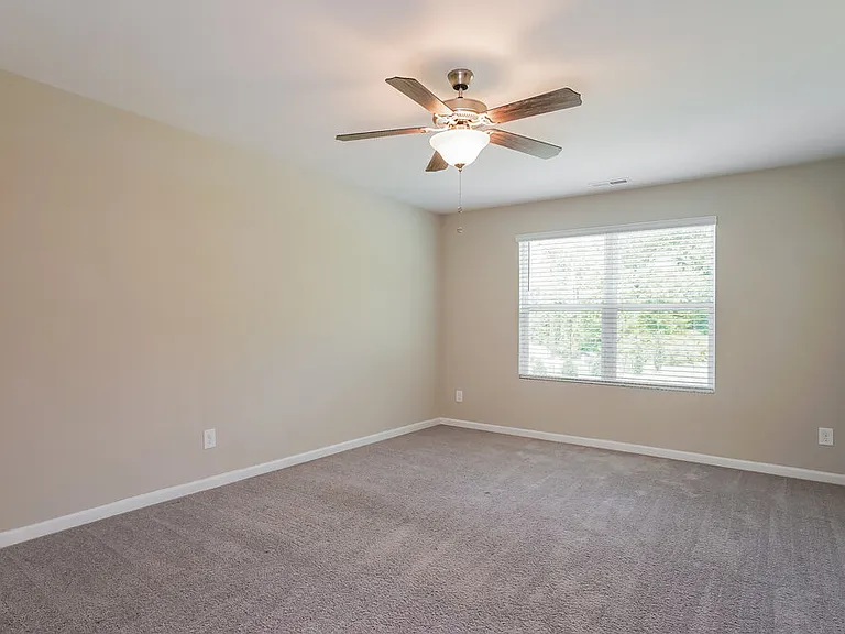542 Landing View Dr — Photo 9