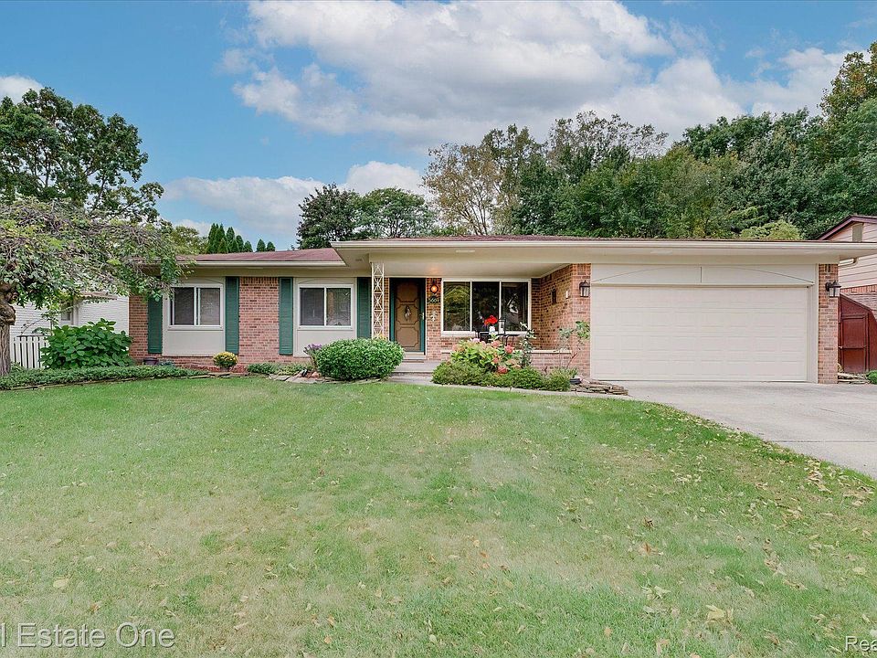 1st image of 5669 Bingham Dr