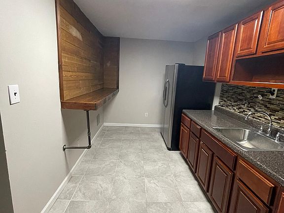 2nd image of 2680 John F Kennedy Blvd #34