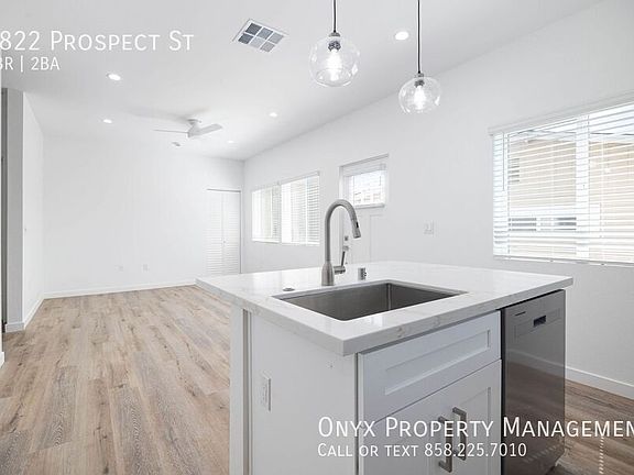 3rd image of 2822 Prospect St