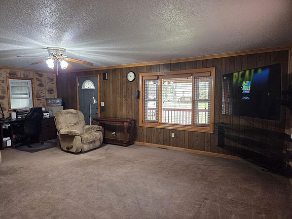 5th image of 232 Bender St