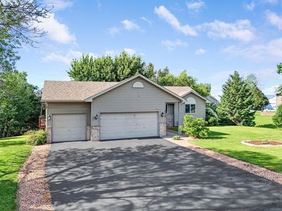 4012 Willowwood St SE, Prior Lake, MN, 55372