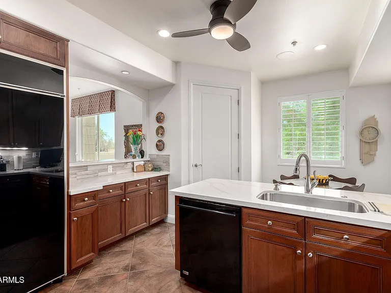 3801 N Goldwater Blvd #G201 — Photo 10