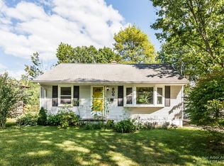 806 Pomona Rd, Ann Arbor, MI 48103