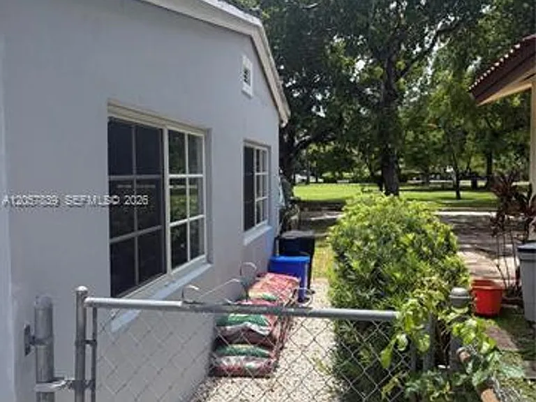 6625 Nervia St #6625 — Photo 29