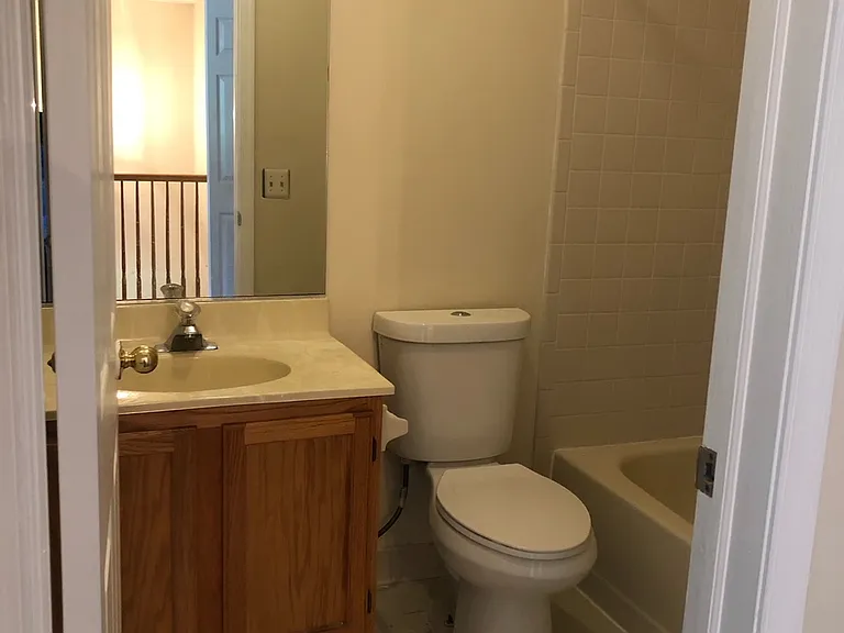 514 Tivoli Ct — Photo 9