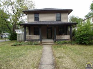 1300 SW Mulvane St, Topeka, KS 66604