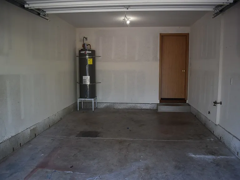 2020 S 7th St #E — Photo 11