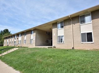 5501 N 76th St APT 7, Milwaukee, WI 53218