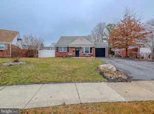 520 Lindsay St, Ridley Park, PA 19078