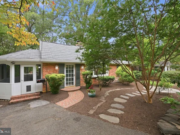 406 Hanson Ln, Alexandria, VA 22302