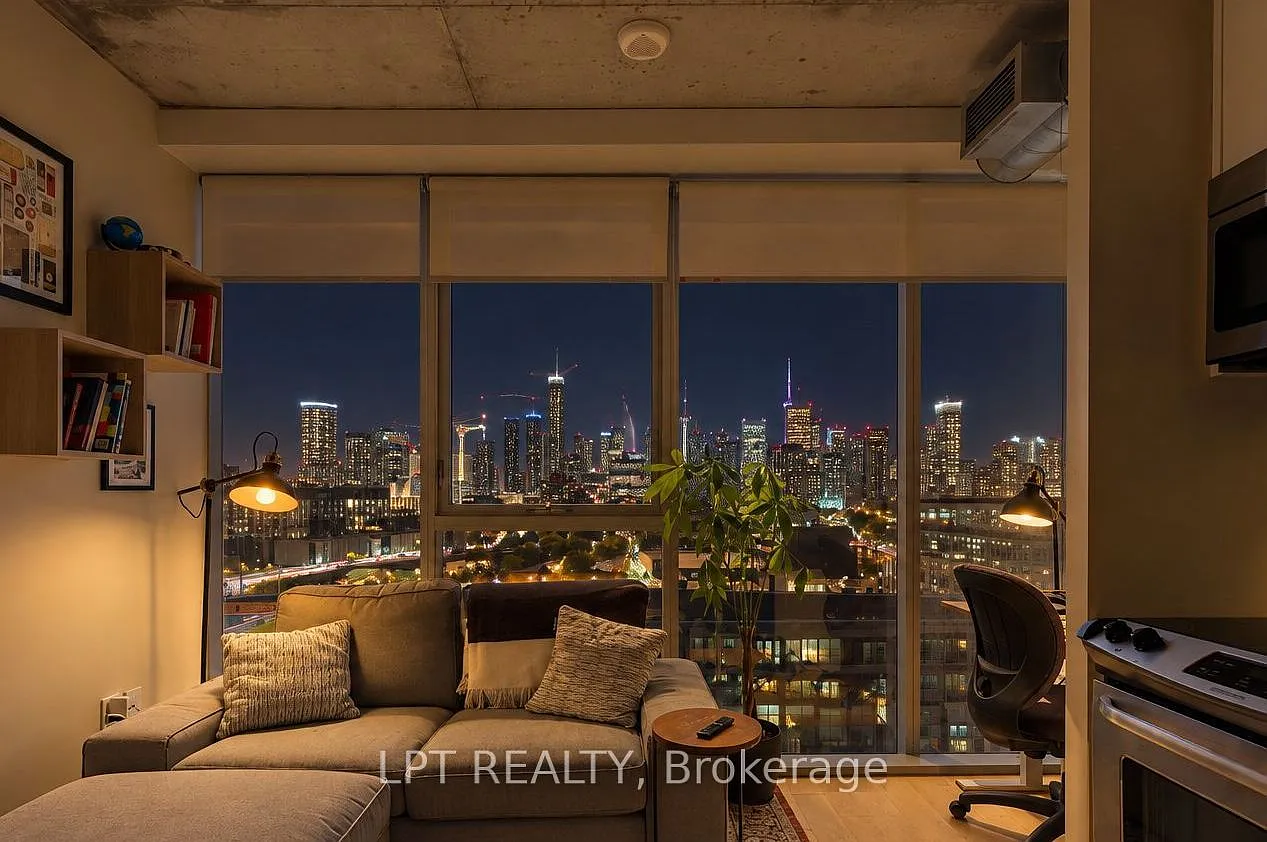 1 bed, $2,000 — Photo 1