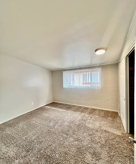 2348-2362 Emporia Apartments — Photo 6