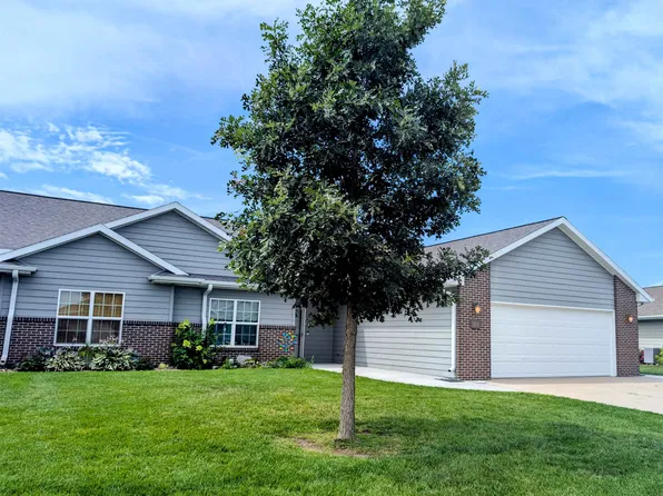 1903 The North Bridge Ln, Lexington, NE 68850
