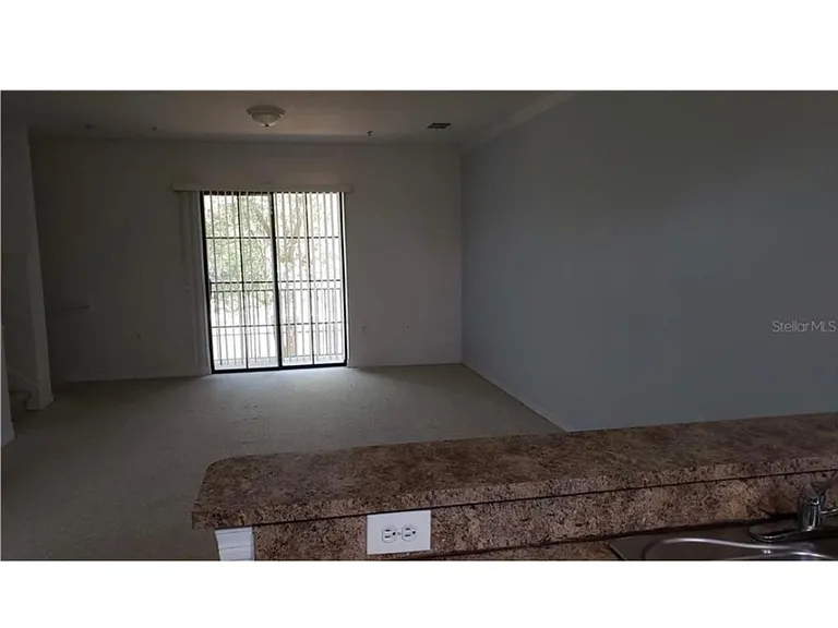 6135 Metrowest Blvd #19-111 — Photo 12