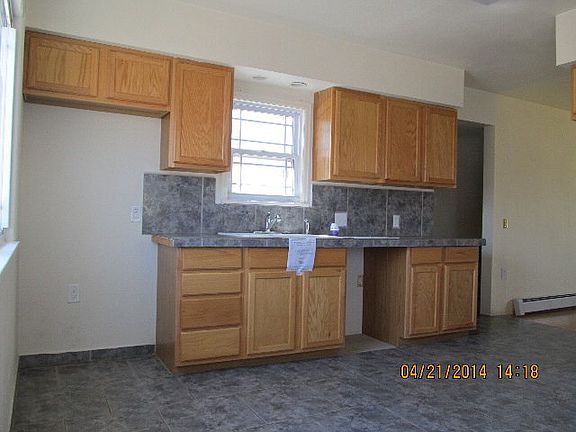 4th image of 519 Tezak St