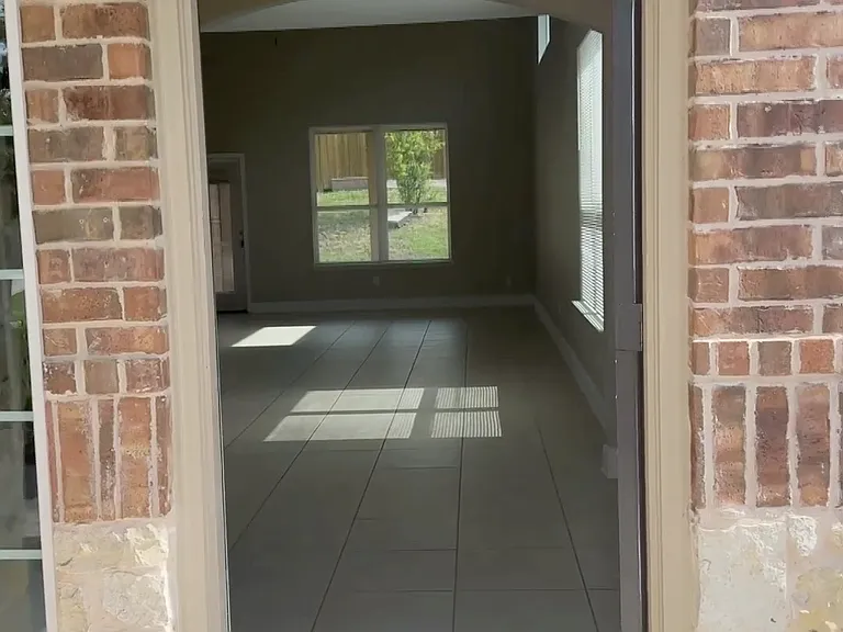 2136 Mulberry Dr — Photo 27