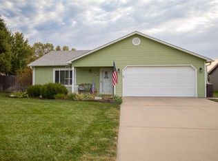 3983 Fox Ridge Dr, Manhattan, KS 66502
