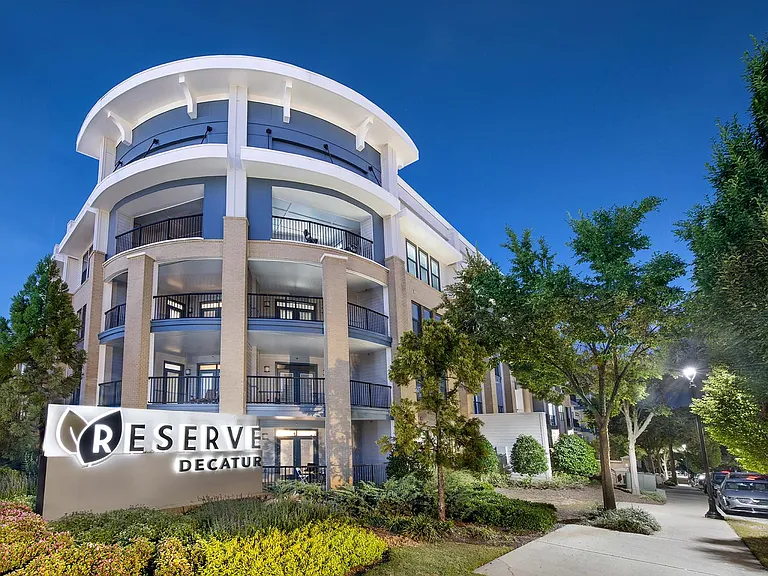 Reserve Decatur Apartments — Photo 50
