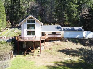 60823 Gordons Ferry Rd, Happy Camp, CA 96039