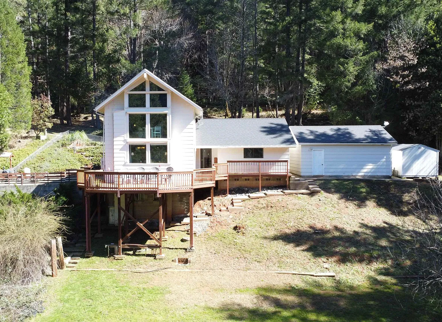 60823 Gordons Ferry Rd photo 1