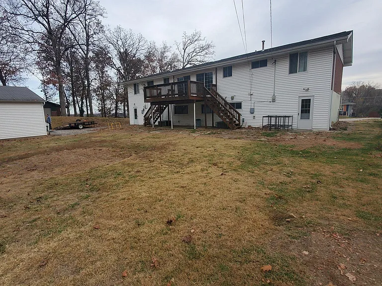 1649 Twin Oaks Dr — Photo 14