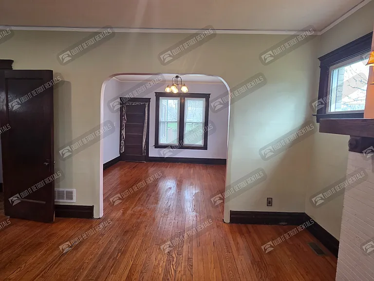 3254 Hogarth St — Photo 8