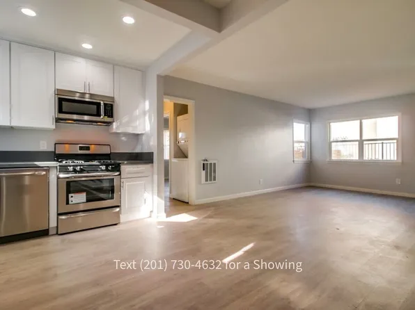 2 Bedroom, 1 Bath with Backyard & Washer/Dryer, Pets OK, 4529 Wilson Ave, San Diego, CA 92116