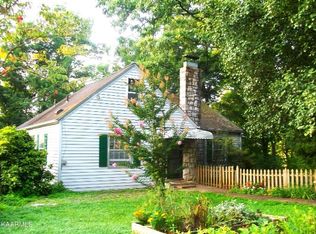 904 Lester Rd, Knoxville, TN 37920