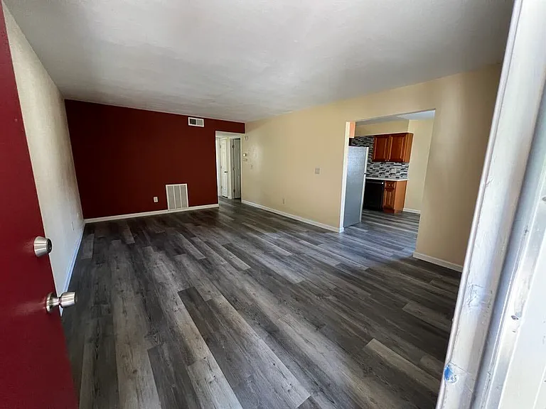 1210-1250 Kenny Dr — Photo 127