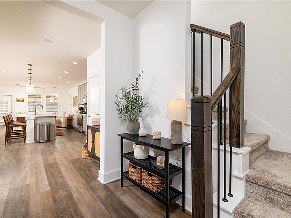 3rd image of 1208 Lady Mantle Way