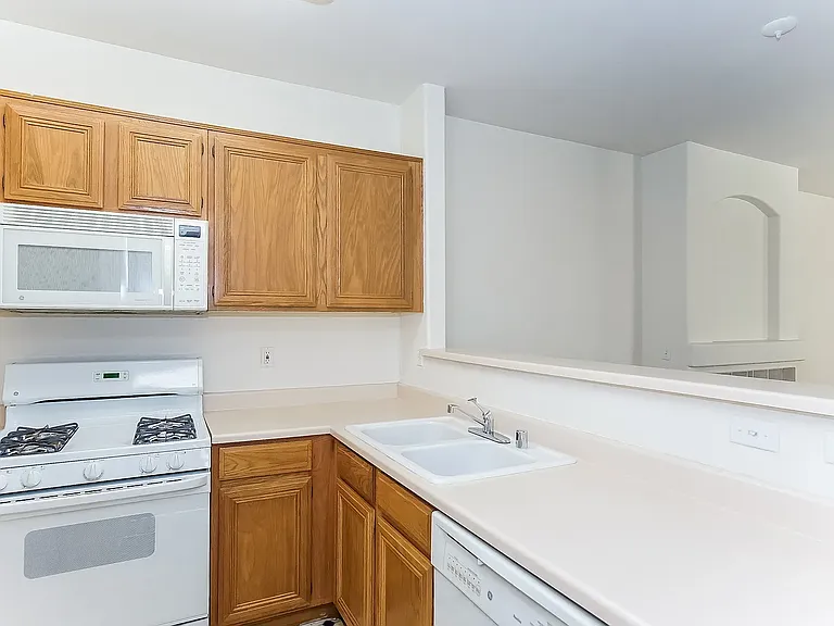 7115 S Durango Dr #201 — Photo 13